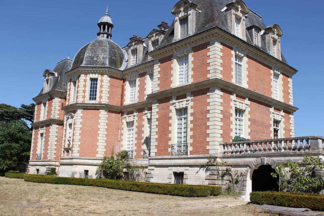 Chateau Du Guerinet D'Orchaise 外观 照片